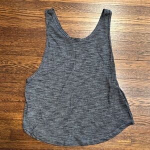 Lululemon grey tank